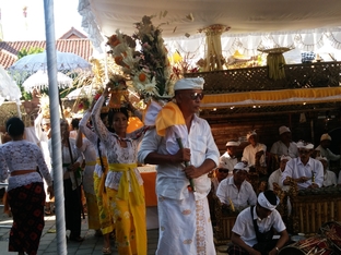 Karya Ngenteg Linggih lan Padudusan Alit